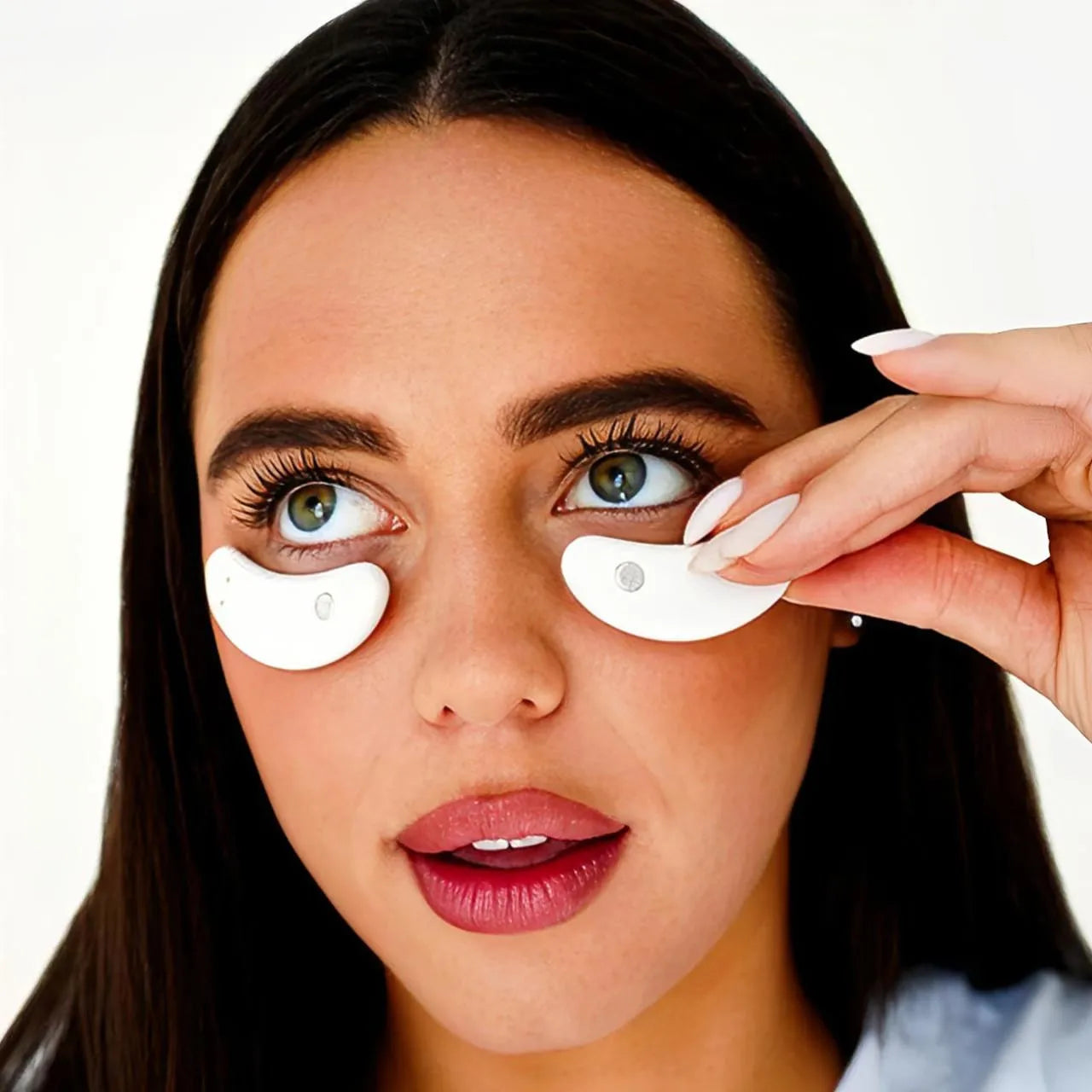 EMS Microcurrent Eye Massager – Red Light Therapy with Gel Patches